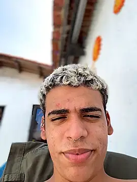 Leo bunny hot online show from February 8, 5:49 pm