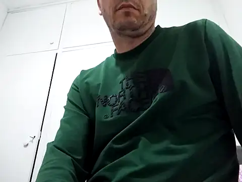 Snapshot of kopgelhadi chatting on February 6, 5:09 pm kopgelhadi online show from February 6, 5:09 pm