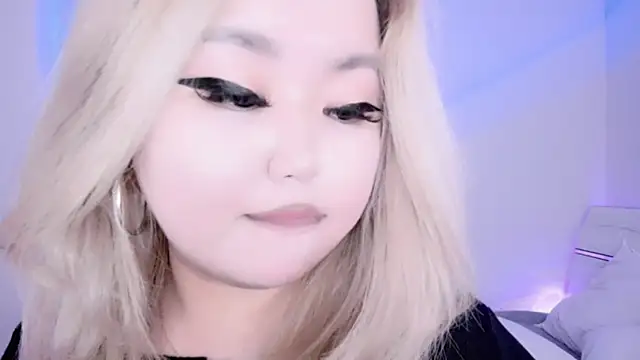 amelia sunlight online show from December 4, 7:50 am