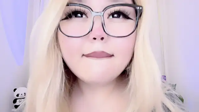 amelia sunlight online show from March 8, 1:39 am