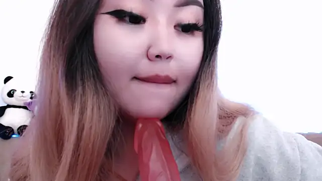 amelia sunlight online show from April 9, 7:41 pm