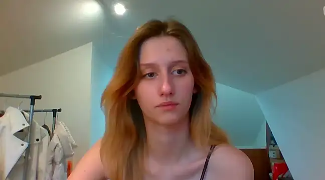 LUNA delight online show from December 4, 7:39 am