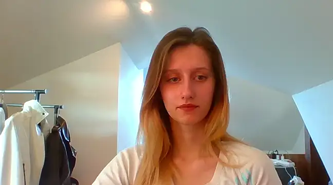 LUNA delight online show from February 19, 11:06 am