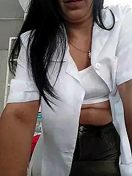 Megan jennerr online show from March 7, 2:12 pm