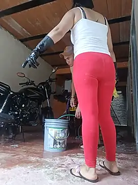 Megan jennerr online show from July 5, 5:20 pm