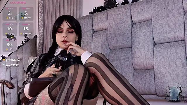 Alice noir online show from March 27, 10:53 pm