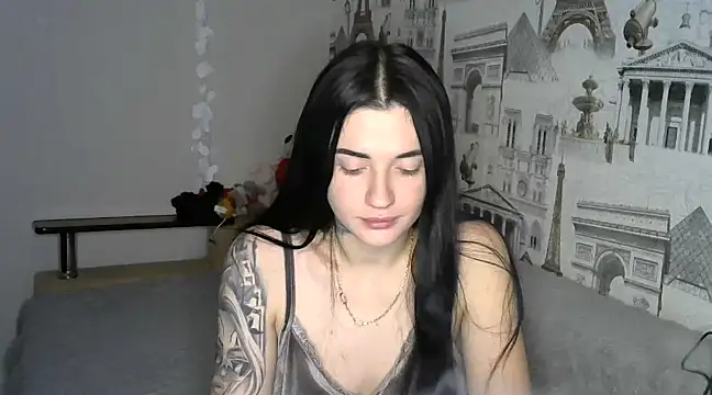 Snapshot of Liana_diva chatting on December 27, 11:42 pm Liana diva online show from December 27, 11:42 pm