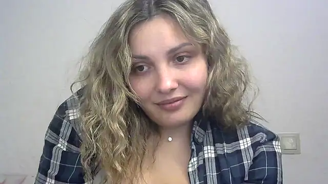 Snapshot of Iskor_ka chatting on January 13, 5:44 pm Iskor ka online show from January 13, 5:44 pm