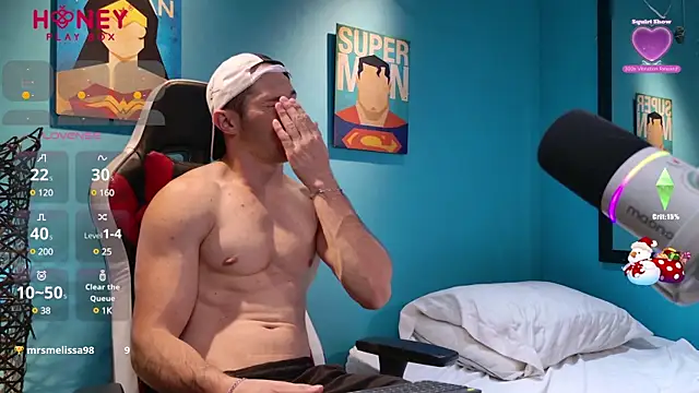 AxelFairchaild online show from January 28, 4:30 pm