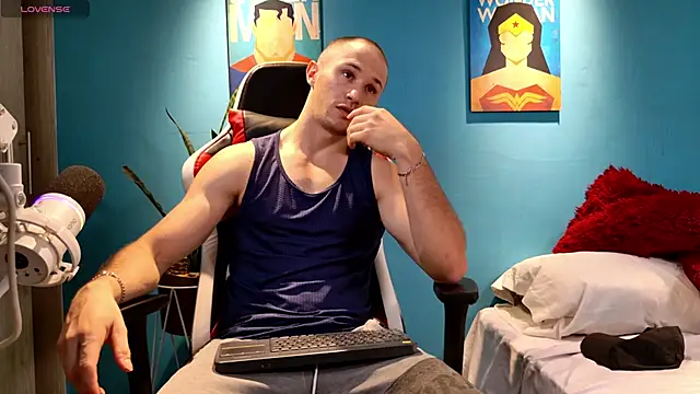 AxelFairchaild online show from February 13, 5:01 pm