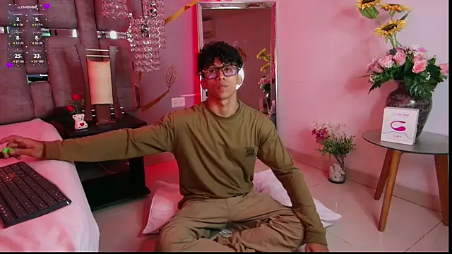 AkazaBoy  online show from February 21, 2:06 am