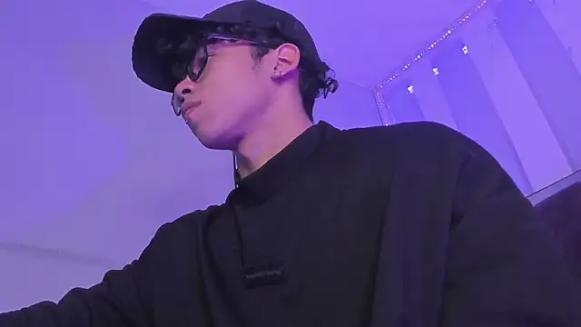 AkazaBoy  online show from March 13, 4:52 am