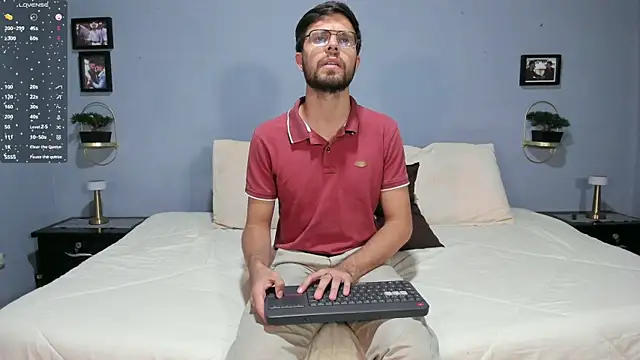 ETHAN ADAM online show from January 14, 10:02 pm