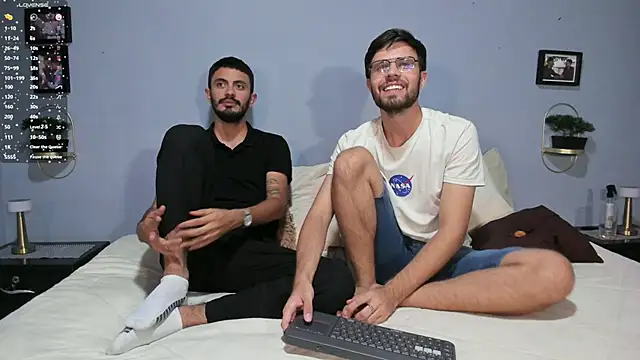 ETHAN ADAM online show from January 16, 2:19 am