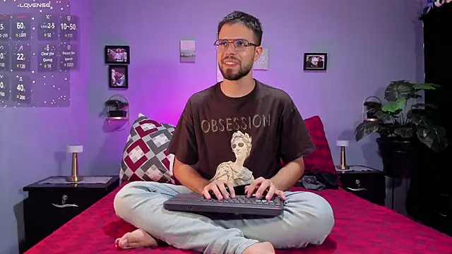 ETHAN ADAM online show from February 8, 8:42 pm