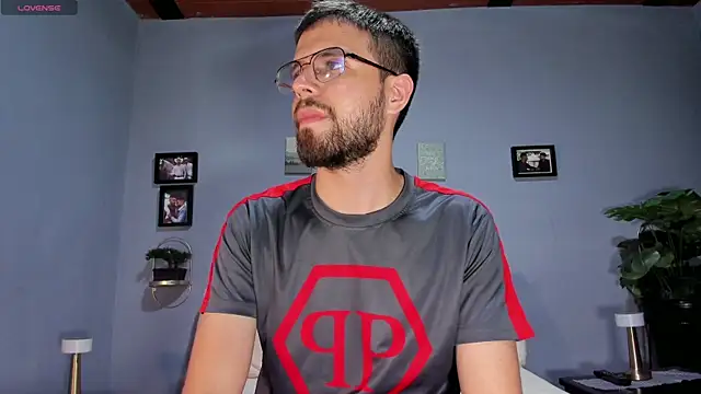 ETHAN ADAM online show from February 17, 10:25 pm