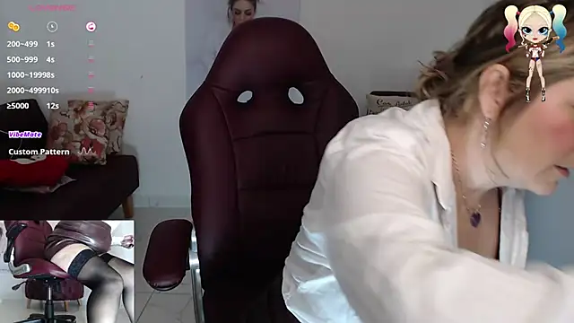 Snapshot of Serenay_ chatting on January 11, 12:44 am Serenay online show from January 11, 12:44 am