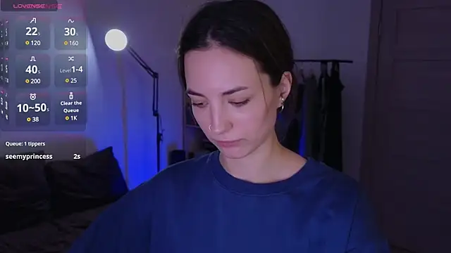 Space X Roxy  online show from December 3, 11:13 pm