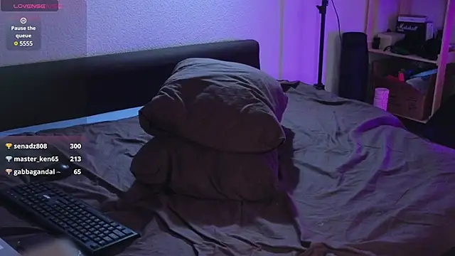 Space X Roxy  online show from January 12, 7:53 pm