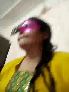 Snapshot of Punjabi_beauty123 chatting on February 13, 9:51 am Punjabi beauty123 online show from February 13, 9:51 am