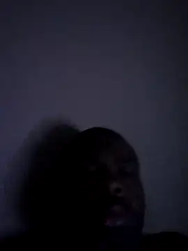 Snapshot of SLOWSTRO chatting on March 4, 11:29 am SLOWSTRO online show from March 4, 11:29 am