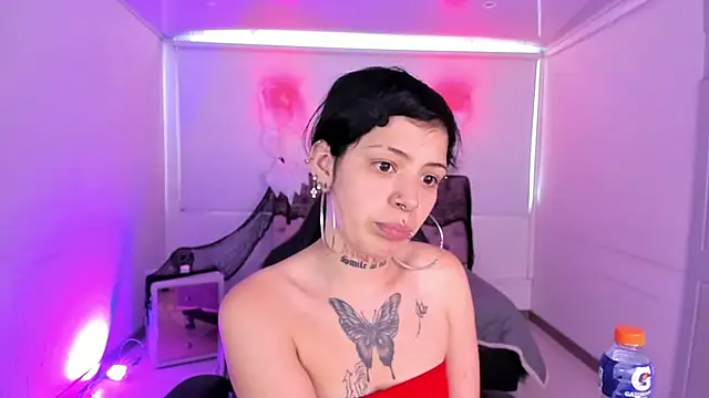 Snapshot of AuroraDiaz chatting on October 25, 7:30 pm AuroraDiaz online show from October 25, 7:30 pm