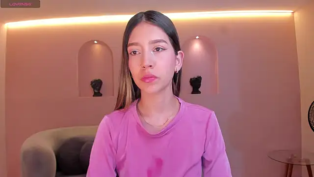 TaraLawrence online show from December 20, 5:36 am