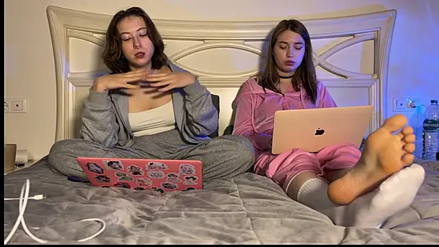 Snapshot of misswishh_ chatting on February 12, 6:30 pm misswishh  online show from February 12, 6:30 pm