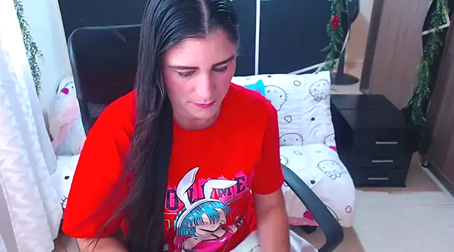 Snapshot of LUCY_LI chatting on March 14, 6:18 pm LUCY LI online show from March 14, 6:18 pm