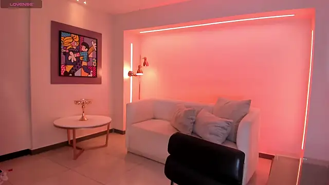 AllisonRogersX online show from February 13, 4:22 am