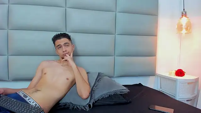 candy-vera online show from December 15, 7:42 pm