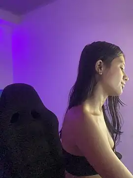  18 laura online show from December 29, 2:17 am