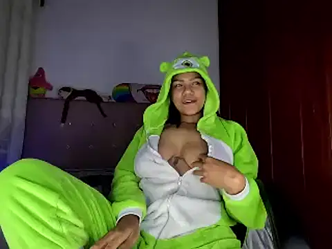 Ale xandra online show from March 15, 3:51 am