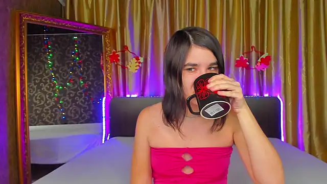  Polly Love  online show from November 25, 1:11 pm