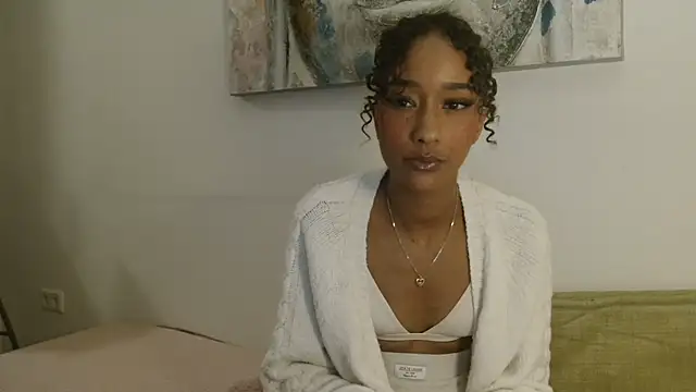 Snapshot of Leilaswe chatting on December 7, 9:11 pm Leilaswe online show from December 7, 9:11 pm