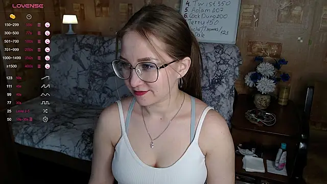 Miatiny online show from December 4, 1:09 pm