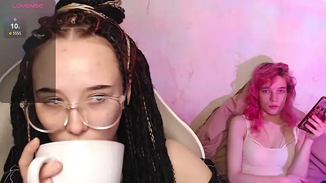 Snapshot of Robin_yourss chatting on November 16, 2:00 pm Robin yourss online show from November 16, 2:00 pm