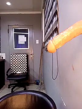 DickDiva1 online show from March 16, 4:20 am