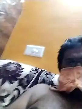 naughtykarthiktamilboy975 online show from December 23, 10:01 pm