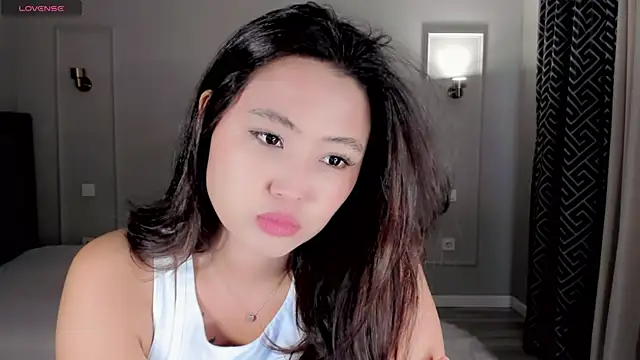 oxxx me online show from April 6, 3:48 am