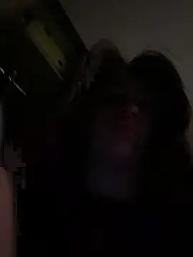 Snapshot of Holly_Molii chatting on February 8, 4:14 am Holly Molii online show from February 8, 4:14 am