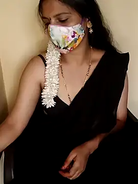 yourtamilcouple online show from December 14, 5:40 am