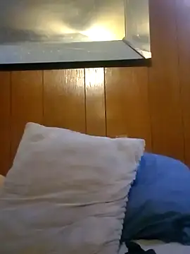 RobStrokes215 online show from December 13, 3:16 am