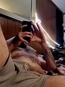 RobStrokes215 online show from December 26, 10:37 am