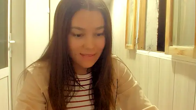 Snapshot of LunaXmii chatting on September 30, 11:43 pm LunaXmii online show from September 30, 11:43 pm