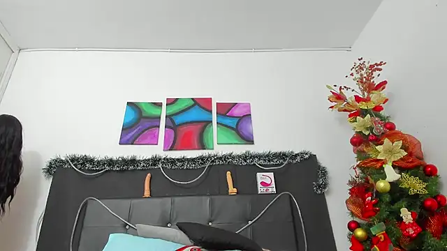 Snapshot of im_angels77 chatting on January 4, 2:14 am im angels77 online show from January 4, 2:14 am