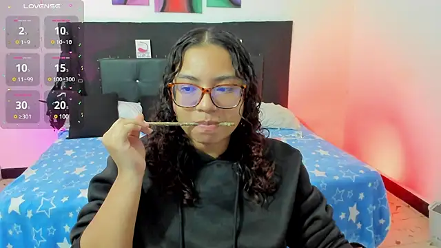 Snapshot of im_angels77 chatting on March 23, 2:26 am im angels77 online show from March 23, 2:26 am