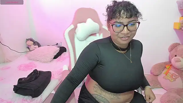 Snapshot of im_angels77 chatting on September 17, 4:14 am im angels77 online show from September 17, 4:14 am