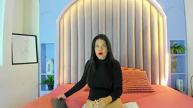 JaylaScott   online show from February 5, 11:48 am