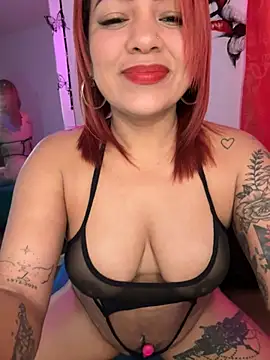 EmmaHot online show from April 12, 11:59 am